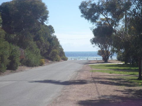 Dells Seaside Escape Moonta Bay - ACT Tourism 3