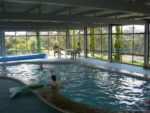 Robetown Motor Inn & Apartments - ACT Tourism 4