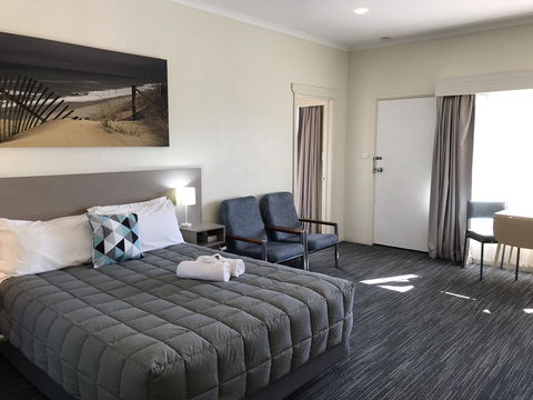 Robetown Motor Inn & Apartments - ACT Tourism 19