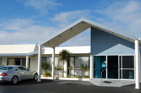 Robetown Motor Inn & Apartments - ACT Tourism 1
