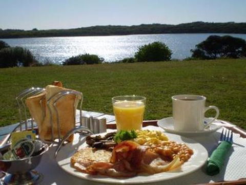 Lakeview Motel And Apartments - ACT Tourism 25