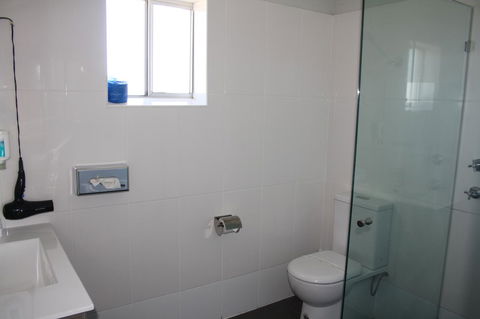 Lakeview Motel And Apartments - ACT Tourism 38