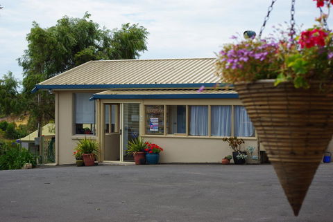 Lakeview Motel And Apartments - ACT Tourism 35