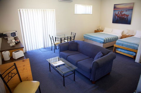 Guichen Bay Motel - ACT Tourism 44