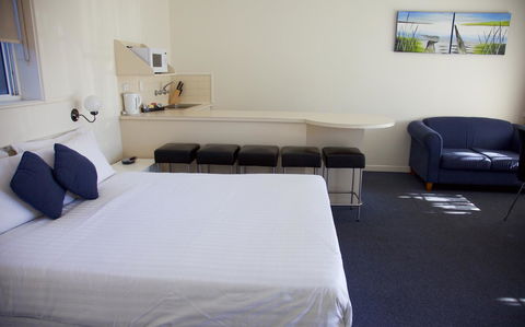 Guichen Bay Motel - ACT Tourism 41