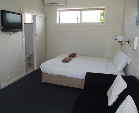 Guichen Bay Motel - ACT Tourism 35