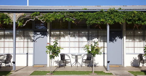 Guichen Bay Motel - ACT Tourism 36