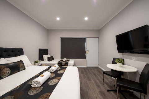 City Centre Motel Hotel - ACT Tourism 0