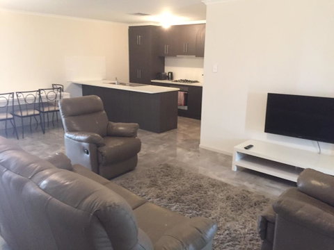 City Centre Motel Hotel - ACT Tourism 40