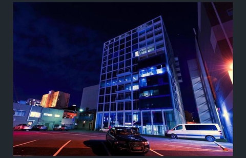 Light And Spacious, Stunning Views Of Adelaide - ACT Tourism 13