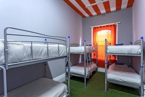 Tequila Sunrise Hostel Adelaide - ACT Tourism 11
