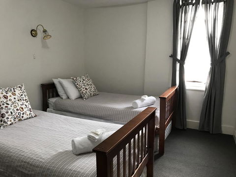 Caledonian Inn - ACT Tourism 31