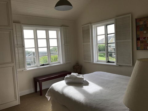 Caledonian Inn - ACT Tourism 29