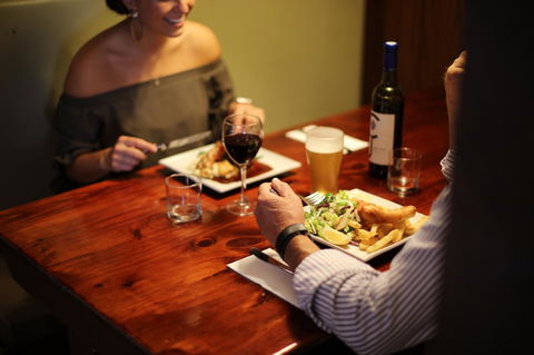 Caledonian Inn - ACT Tourism 15