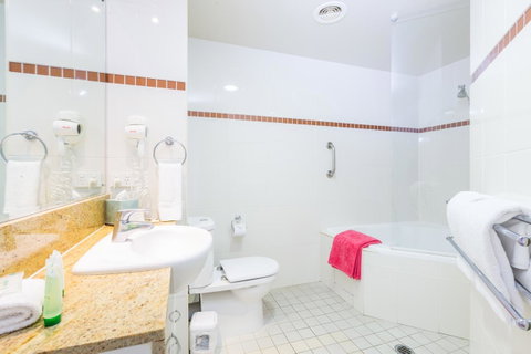 Ramada Resort By Wyndham Shoal Bay - ACT Tourism 21