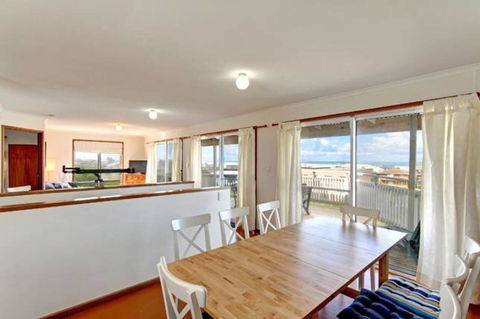 SeaWatch-Sea Views - ACT Tourism 10