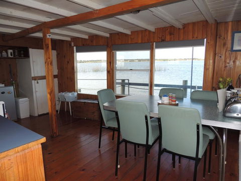 PS Federal Retreat Paddle Steamer Goolwa - ACT Tourism 23
