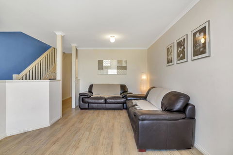 The Lighthouse - Port Willunga - C21 SouthCoast Holidays - ACT Tourism 8