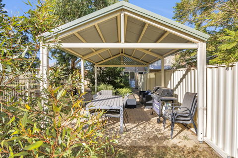The Lighthouse - Port Willunga - C21 SouthCoast Holidays - ACT Tourism 14