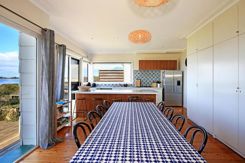 Culburra Beachhouse - ACT Tourism 18