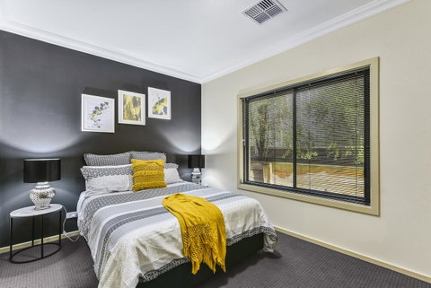 Accommodation On Lansell 2 - ACT Tourism 12