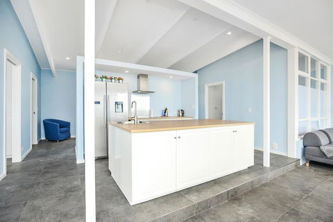 Salomon Sea Haus - Sellicks Beach - C21 SouthCoast Holidays - ACT Tourism 2