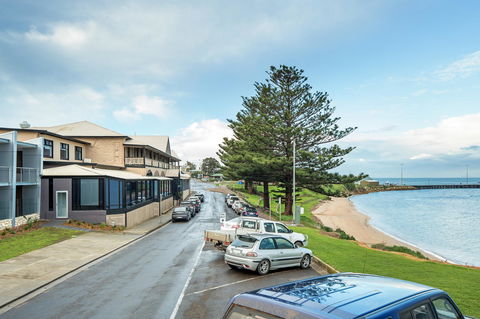 Aurora Ozone Hotel Kangaroo Island - ACT Tourism 10