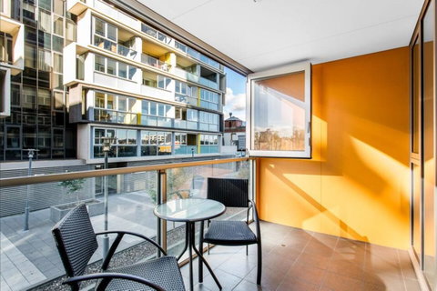 Hi 5 Stars Luxury Adelaide City Apartment - ACT Tourism 7