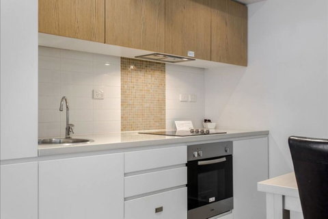 Hi 5 Stars Luxury Adelaide City Apartment - ACT Tourism 6