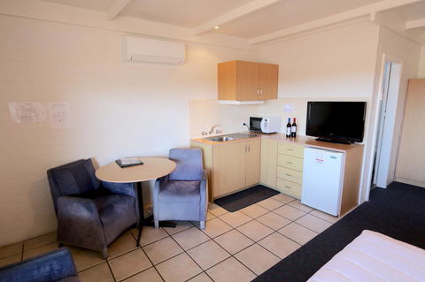 Harbour View Motel - ACT Tourism 23