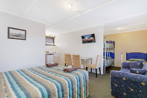 The Ocean Crest - ACT Tourism 13