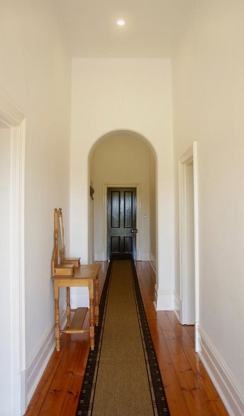 Scobie Lane Retreat - ACT Tourism 12