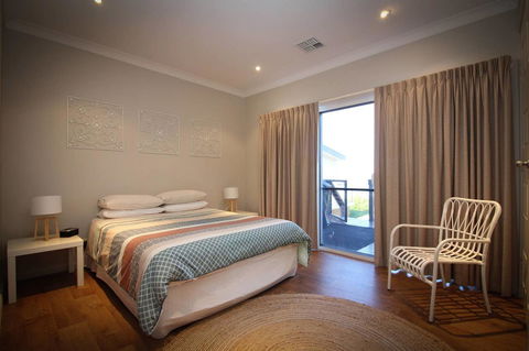 Waterfront On Osprey - ACT Tourism 15