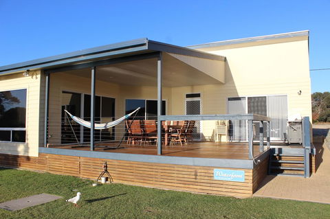 Waterfront On Osprey - ACT Tourism 0