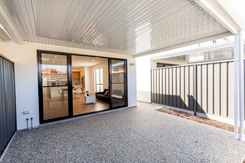 Brand New Affordable Luxury 3 Bedroom 3 Bathrooms House Close To Adelaide City, Chinatown, Beach, Adelaide Airport - ACT Tourism 3