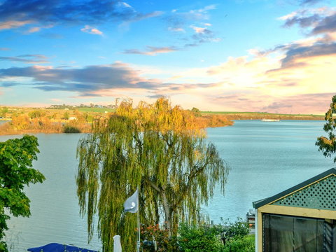 Muse On The Murray - ACT Tourism 20