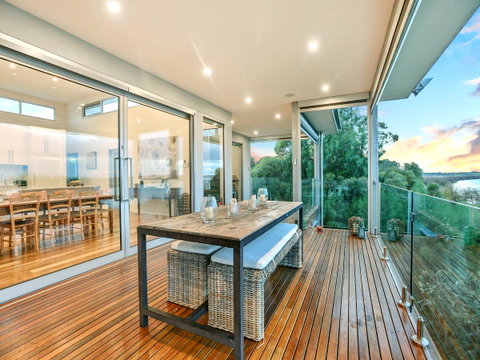 Muse On The Murray - ACT Tourism 13