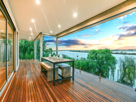 Muse On The Murray - ACT Tourism 15