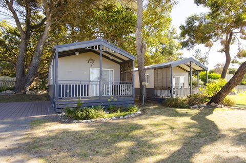 Lakeside Tourist Park - ACT Tourism 2