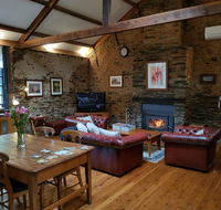 William Hunt's Retreat - Cypress Studio - ACT Tourism