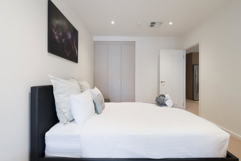 Ther-Rich 2Brm CBD Apartment - ACT Tourism 0