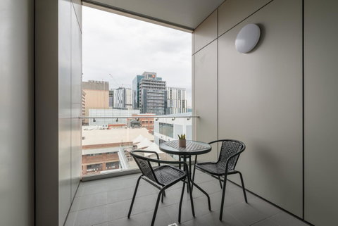 Ther-Rich 2Brm CBD Apartment - ACT Tourism 24