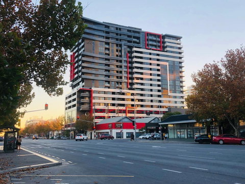 CENTRAL ESCAPE 2 BEDROOM @ ADELAIDE CBD - ACT Tourism 1
