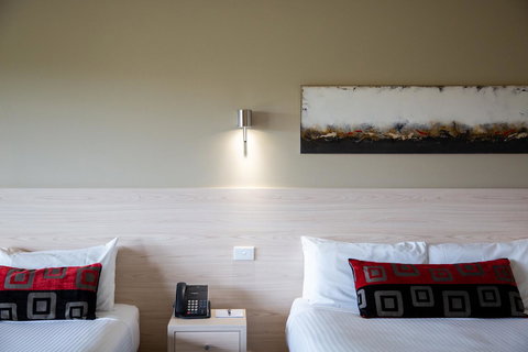 The Barn Accommodation - ACT Tourism 29