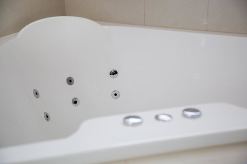 The Barn Accommodation - ACT Tourism 19