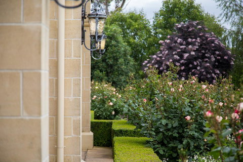 The Barn Accommodation - ACT Tourism 26