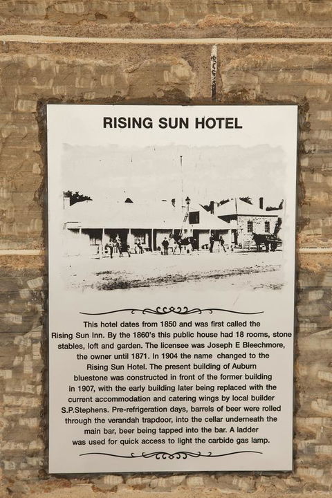 The Rising Sun Hotel - ACT Tourism 3
