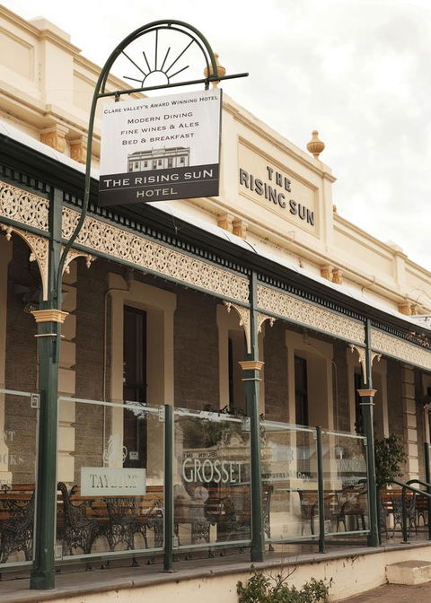 The Rising Sun Hotel - ACT Tourism 12