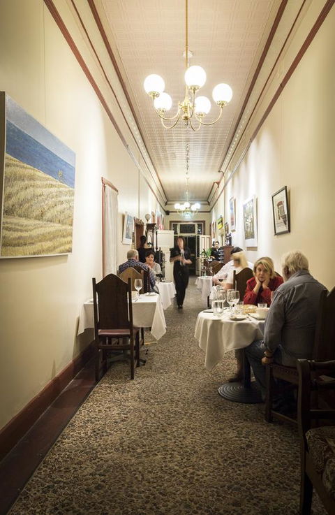 The Rising Sun Hotel - ACT Tourism 16