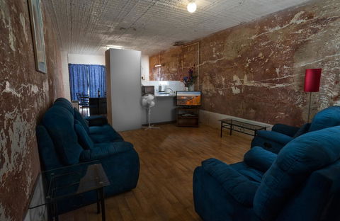 Desert View Apartments - ACT Tourism 3